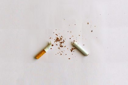 3105_cigareta_pusenje