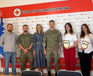 EUFOR LOT tim Sarajevo zahvalio volonterkama Crvenog križa TK koje su spasile život