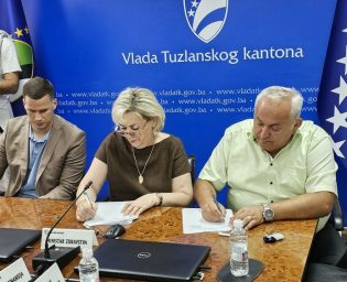 Potpisivanje ugovora 04 23 06 2026