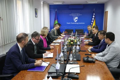 Prijem za delegaciju ambasadora 01 17 10 25