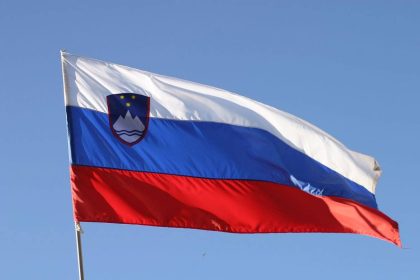 Slovenija-je-stara-28-let-Dan-državnosti-25.-junij-1250x830
