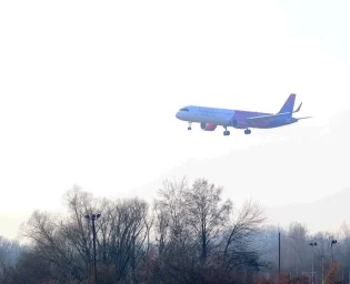 WIZZ AIR 05 12 12 2025