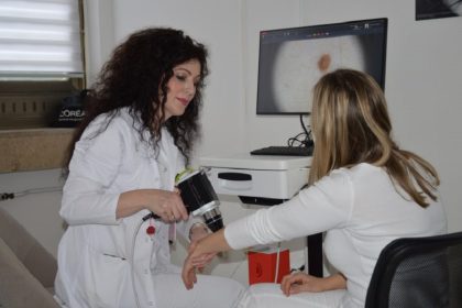 dermatoskop ukc tuzla