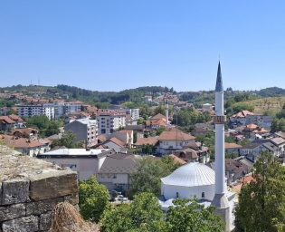 gradacac_dzaamija_husejnija