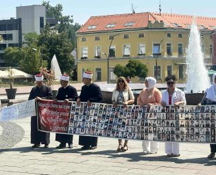 majke srebrenice