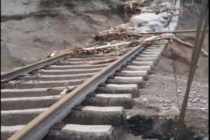 Foto: Arhiva/pruga oštećena u poplavama