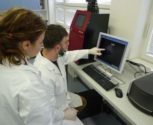 2101 medicina