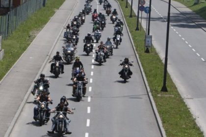 2210 motoristi