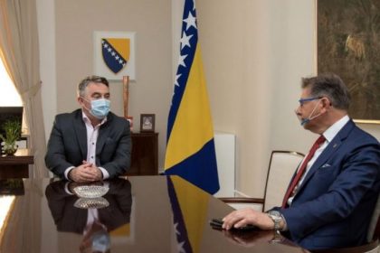 2207 komsic hadzikadic