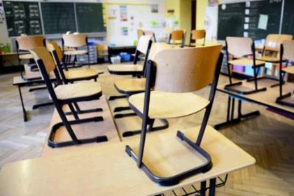 0210 skola