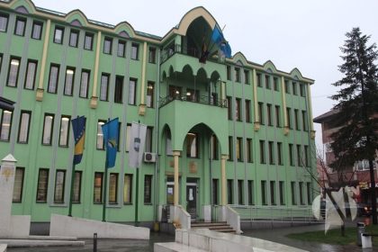 1512 opcina kalesija