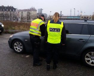 1402 policija njemacka