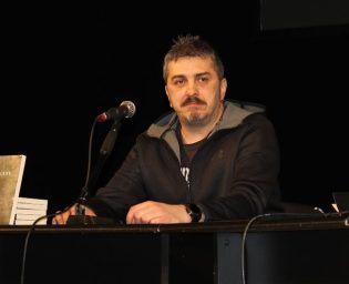 1103 stukan