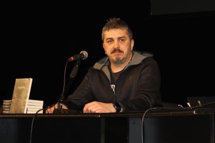 1103 stukan